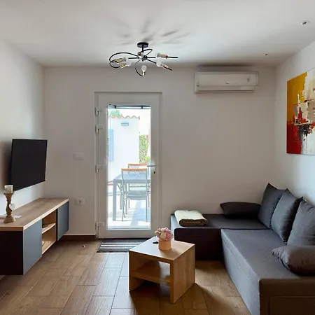 Tatil Evi Hisa Istrski Mir