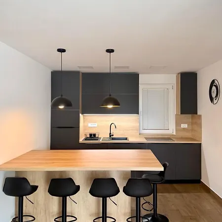 Hisa Istrski Mir Tatil Evi Pobegi