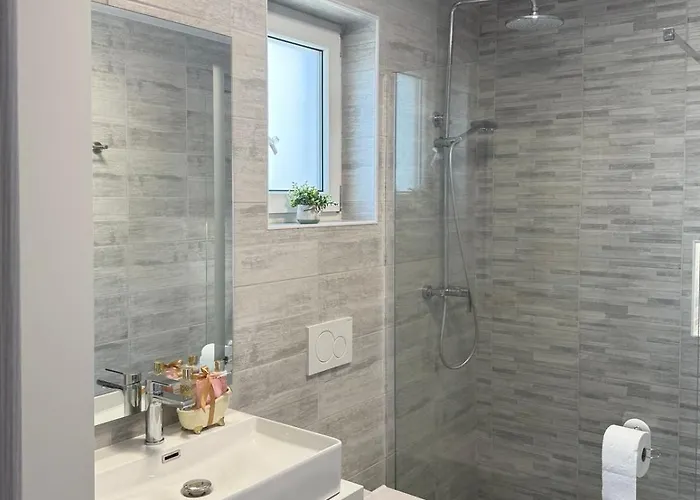 Hisa Istrski Mir Feriehus *